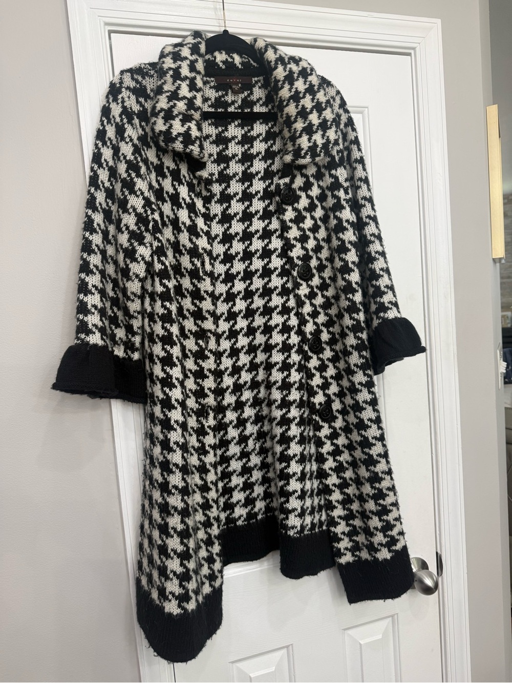 Fever Houndstooth Patterned Women’s Sweater